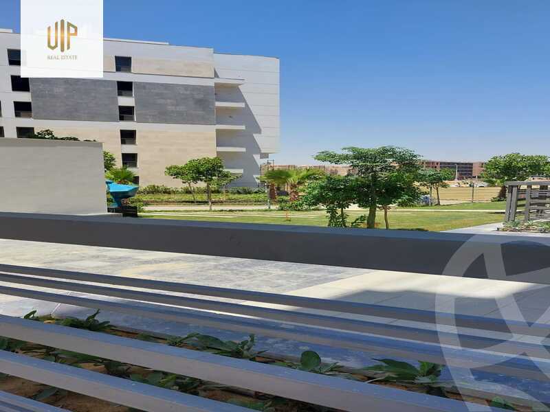 https://aqarmap.com.eg/en/listing/4155375-for-sale-cairo-new-cairo-compounds-dh-ykwn-ryzdns-styl-hwm