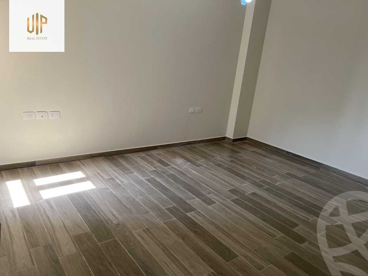 https://aqarmap.com.eg/en/listing/4275824-for-rent-cairo-new-cairo-compounds-rock-vera
