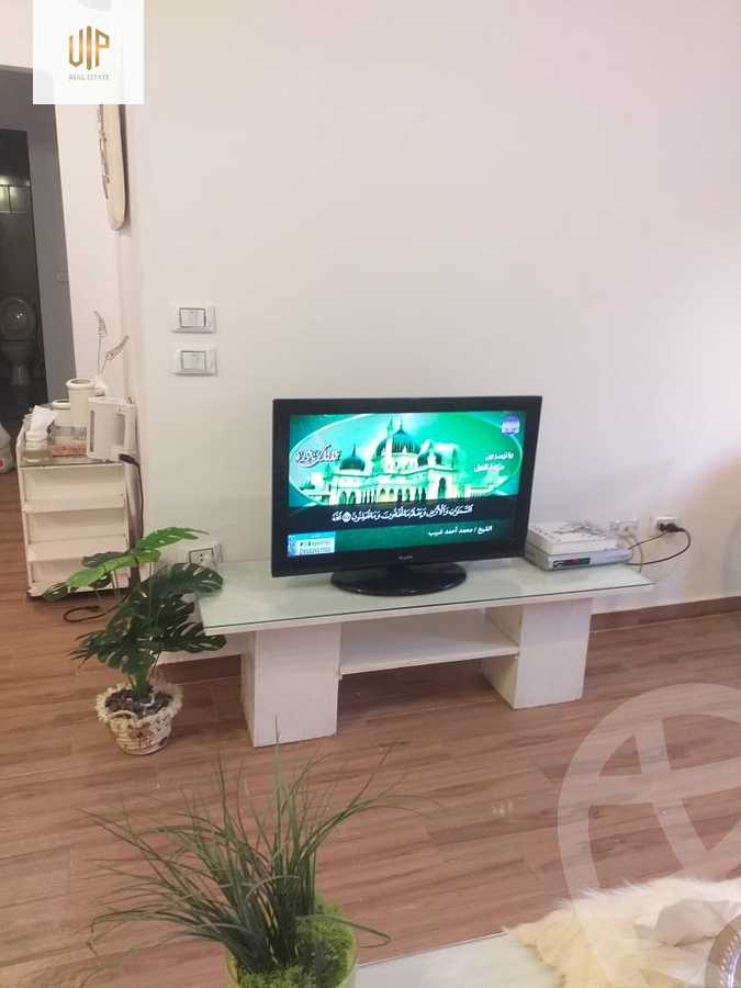 https://aqarmap.com.eg/ar/listing/4280040-for-rent-cairo-new-cairo-south-investors-mohammed-nagib-axis-st