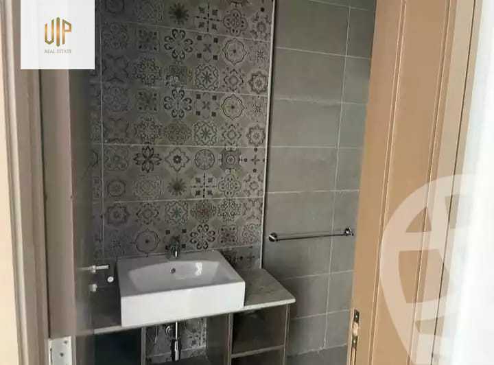https://aqarmap.com.eg/en/listing/4286545-for-sale-cairo-new-cairo-compounds-fifth-square