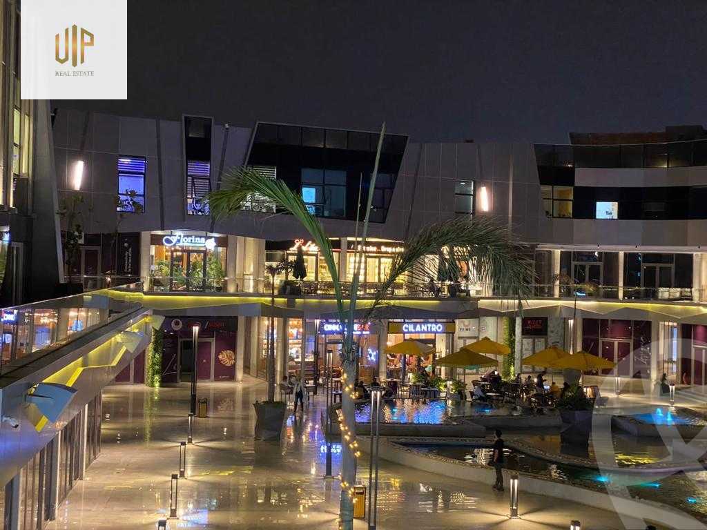 https://aqarmap.com.eg/en/listing/4312099-for-sale-cairo-new-cairo-compounds-dh-yrd-mwl