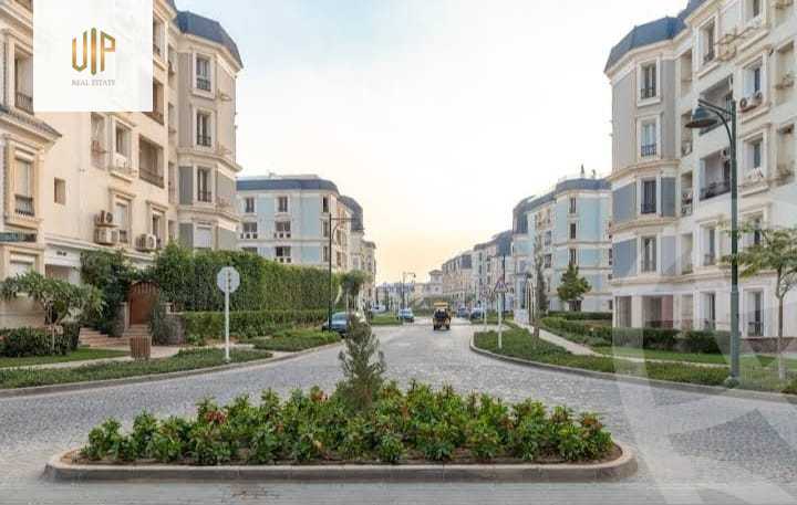 https://aqarmap.com.eg/en/listing/4312336-for-sale-cairo-new-cairo-compounds-mountain-view-hyde-park