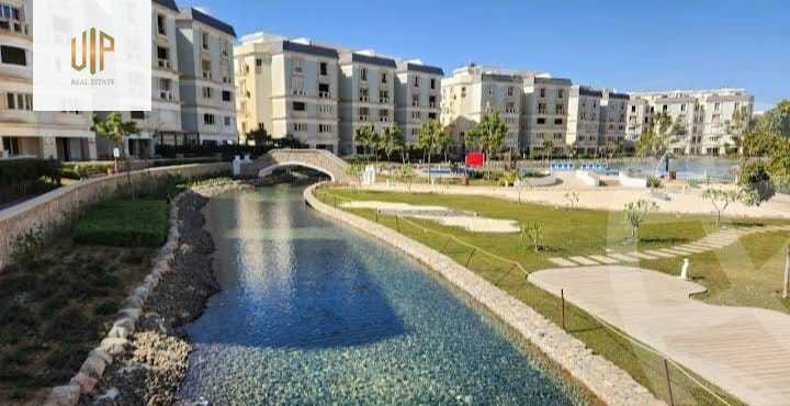 https://aqarmap.com.eg/en/listing/4312336-for-sale-cairo-new-cairo-compounds-mountain-view-hyde-park