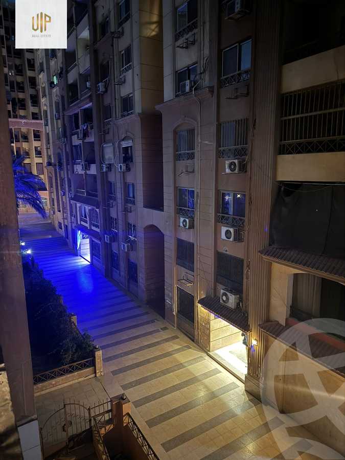 https://aqarmap.com.eg/en/listing/4590964-for-sale-cairo-nasr-city-compound-arena-city-towers