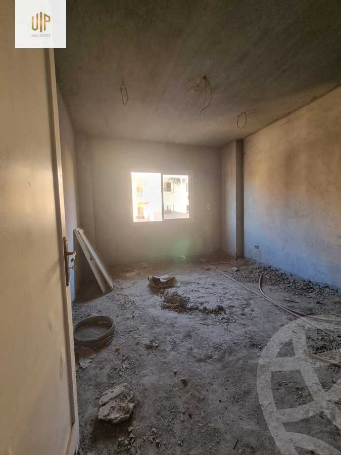 https://aqarmap.com.eg/ar/listing/4675358-for-sale-cairo-new-cairo-compounds-la-rose