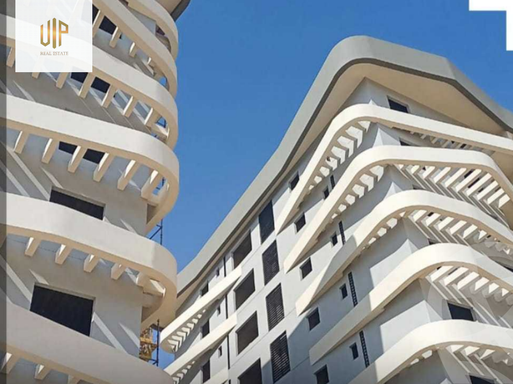 https://aqarmap.com.eg/en/listing/4538919-for-sale-cairo-new-administrative-capital-r7-midtown-condo