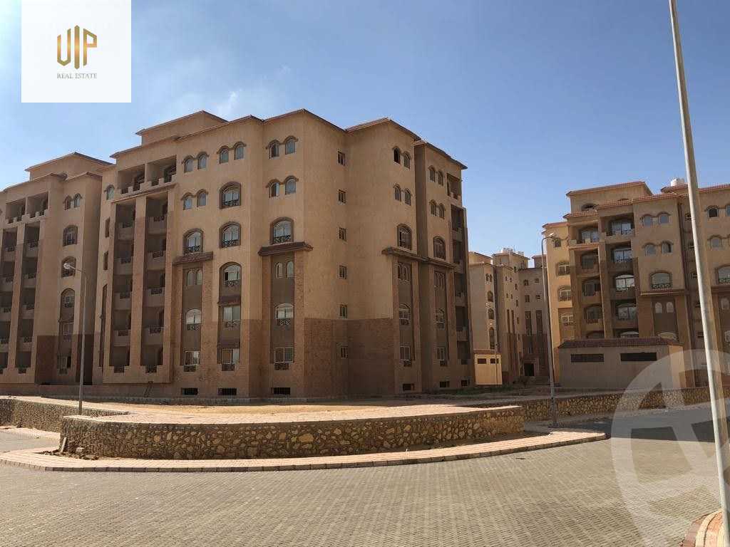 https://aqarmap.com.eg/en/listing/4762610-for-sale-cairo-new-cairo-compounds-dobat-el-modaraat-compound-deraa-misr