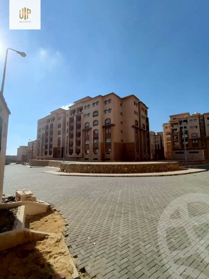 https://aqarmap.com.eg/en/listing/4762610-for-sale-cairo-new-cairo-compounds-dobat-el-modaraat-compound-deraa-misr