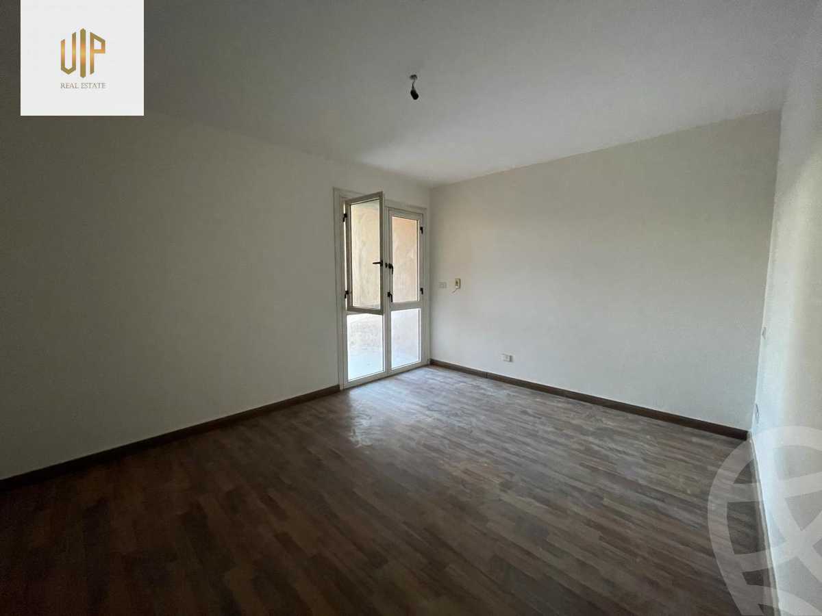 https://aqarmap.com.eg/ar/listing/4988678-for-sale-cairo-new-cairo-lrhb-city-phase-5-ibn-al-haytham-st