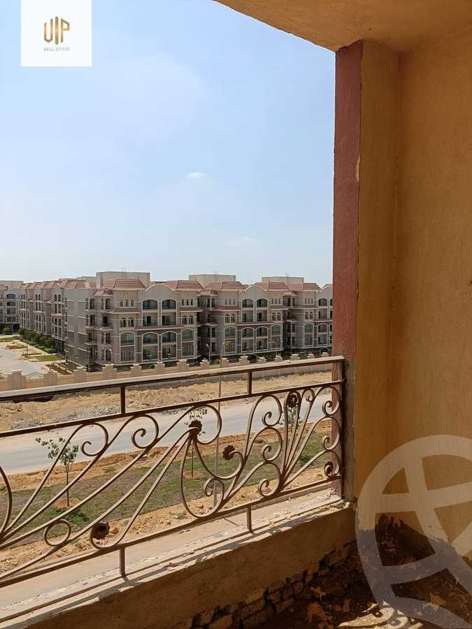 https://aqarmap.com.eg/en/listing/4991167-for-sale-cairo-new-cairo-compounds-loaloat-new-cairo