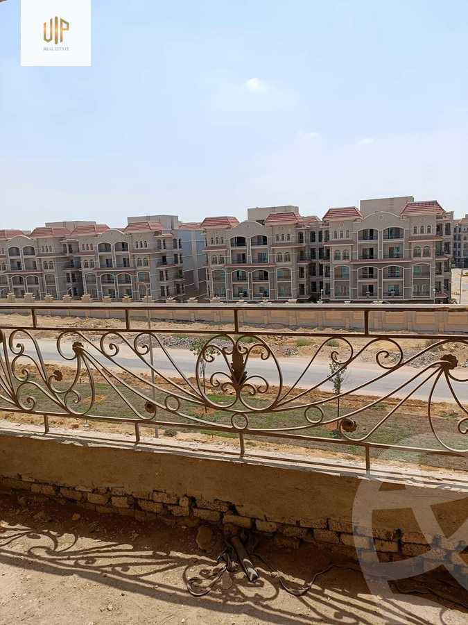 https://aqarmap.com.eg/en/listing/4991167-for-sale-cairo-new-cairo-compounds-loaloat-new-cairo