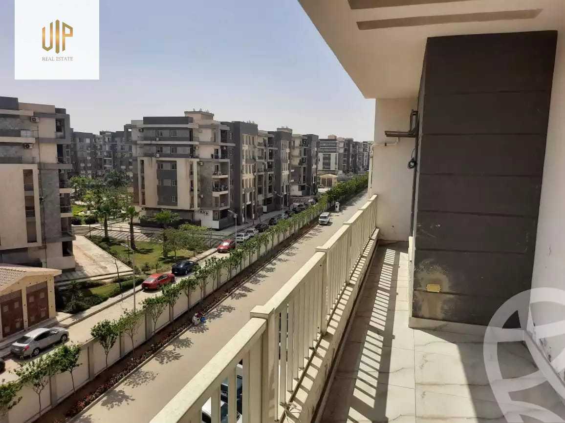 https://aqarmap.com.eg/ar/listing/5009422-for-sale-cairo-new-cairo-compounds-jyd