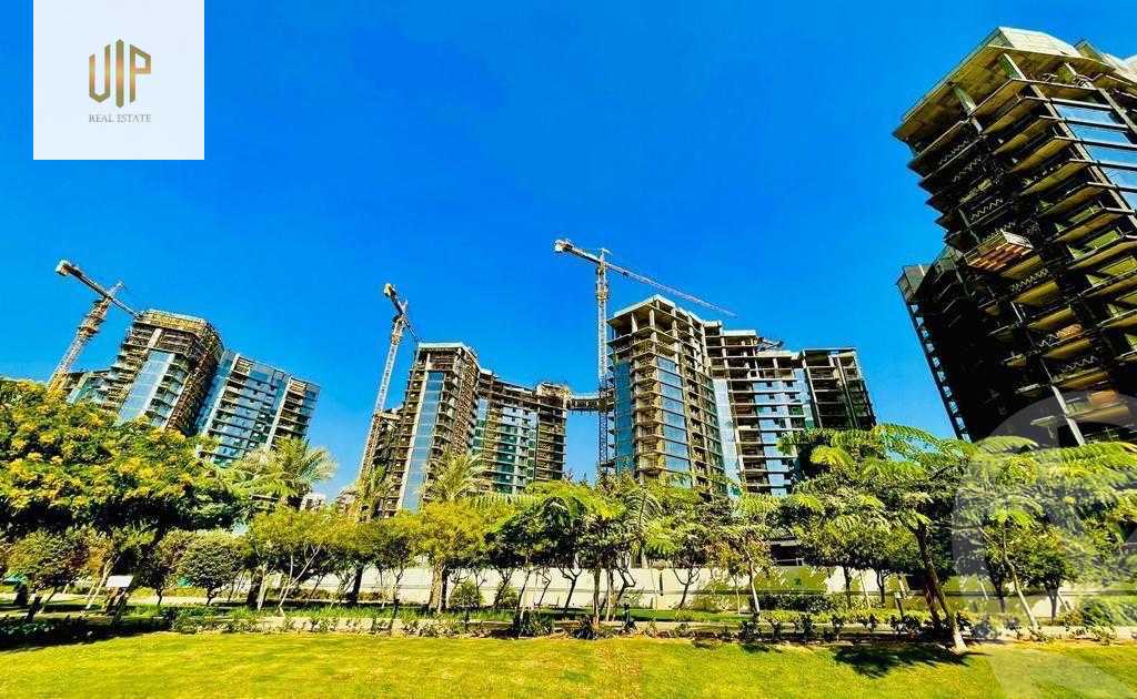 https://aqarmap.com.eg/ar/listing/5129094-for-sale-cairo-el-sheikh-zayed-city-compounds-zyd-wr-llttwyr