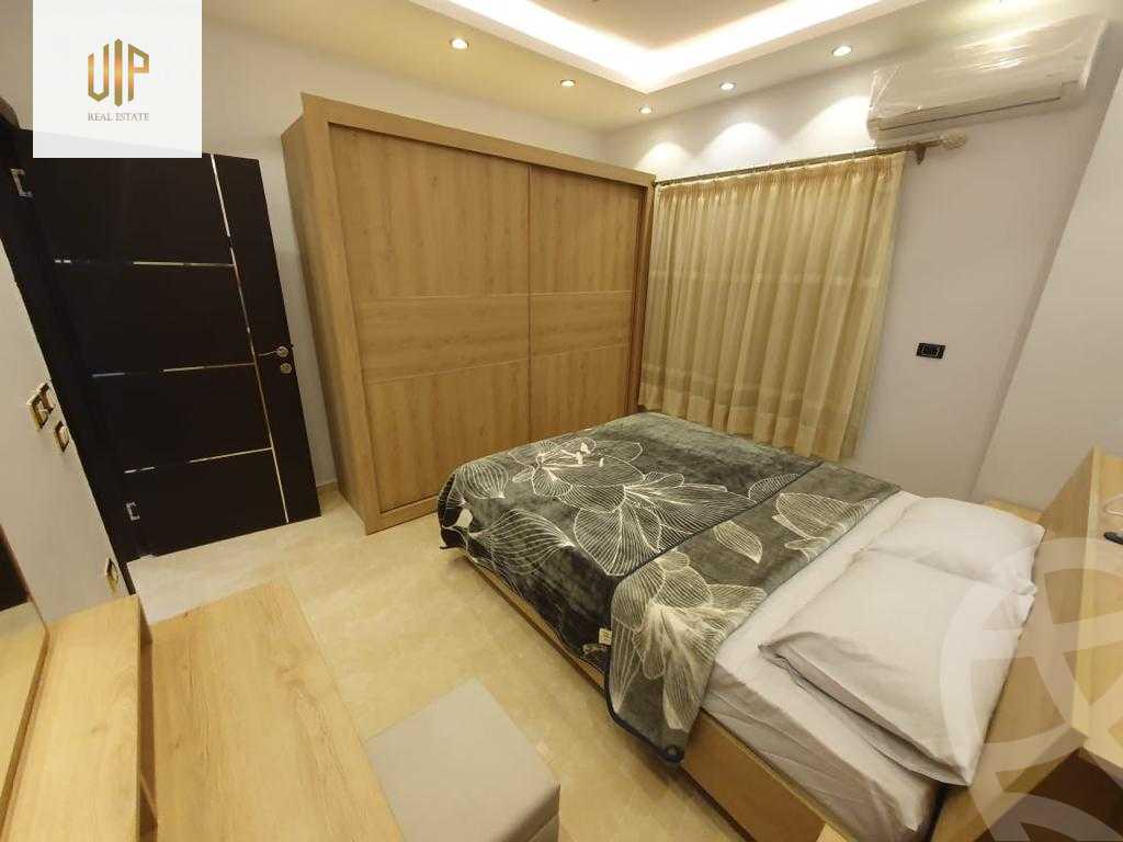 https://aqarmap.com.eg/ar/listing/5220559-for-rent-cairo-new-cairo-compounds-el-mostashareen-compound