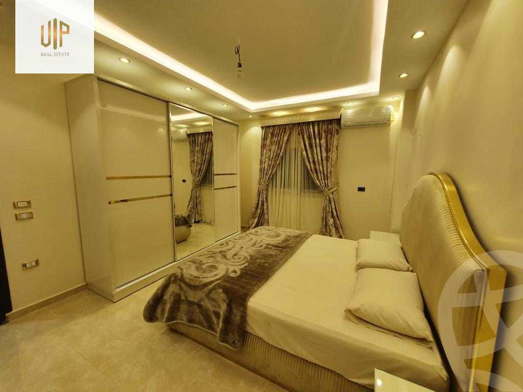 https://aqarmap.com.eg/ar/listing/5220559-for-rent-cairo-new-cairo-compounds-el-mostashareen-compound