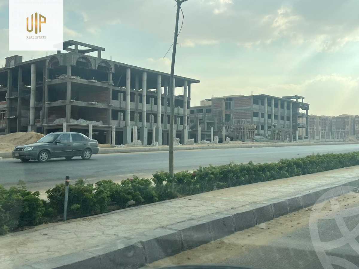 https://aqarmap.com.eg/en/listing/5410224-for-sale-cairo-new-cairo-compounds-loaloat-new-cairo