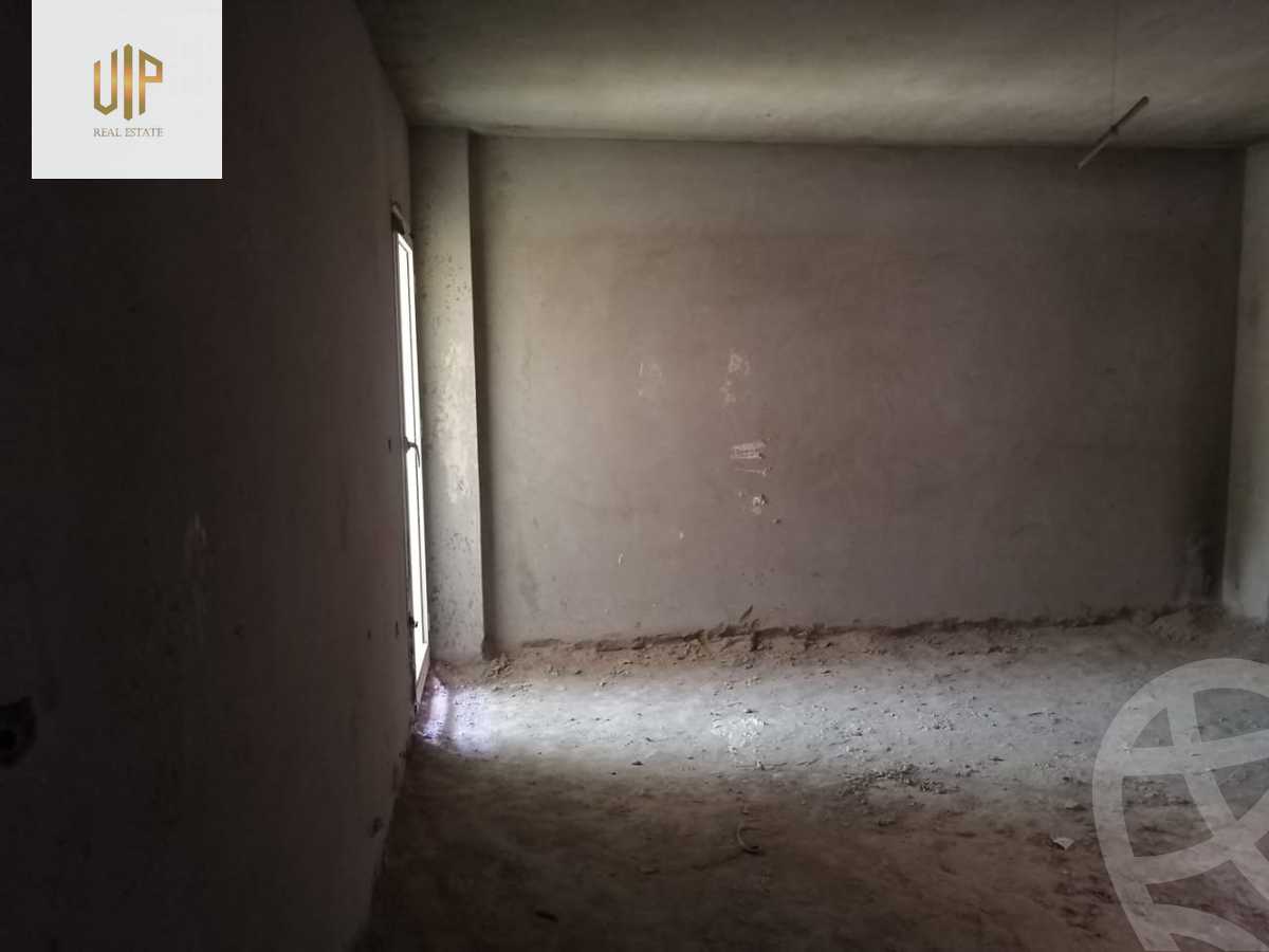 https://aqarmap.com.eg/en/listing/5436531-for-sale-cairo-new-cairo-compounds-paradise