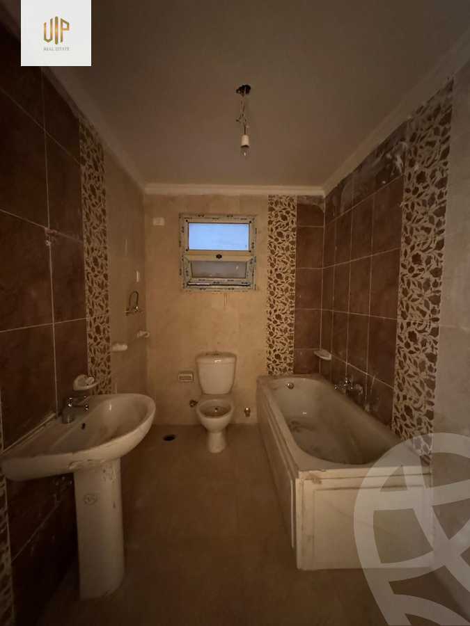 https://aqarmap.com.eg/en/listing/5468273-for-sale-cairo-new-cairo-el-kornfol-el-kornfol-6