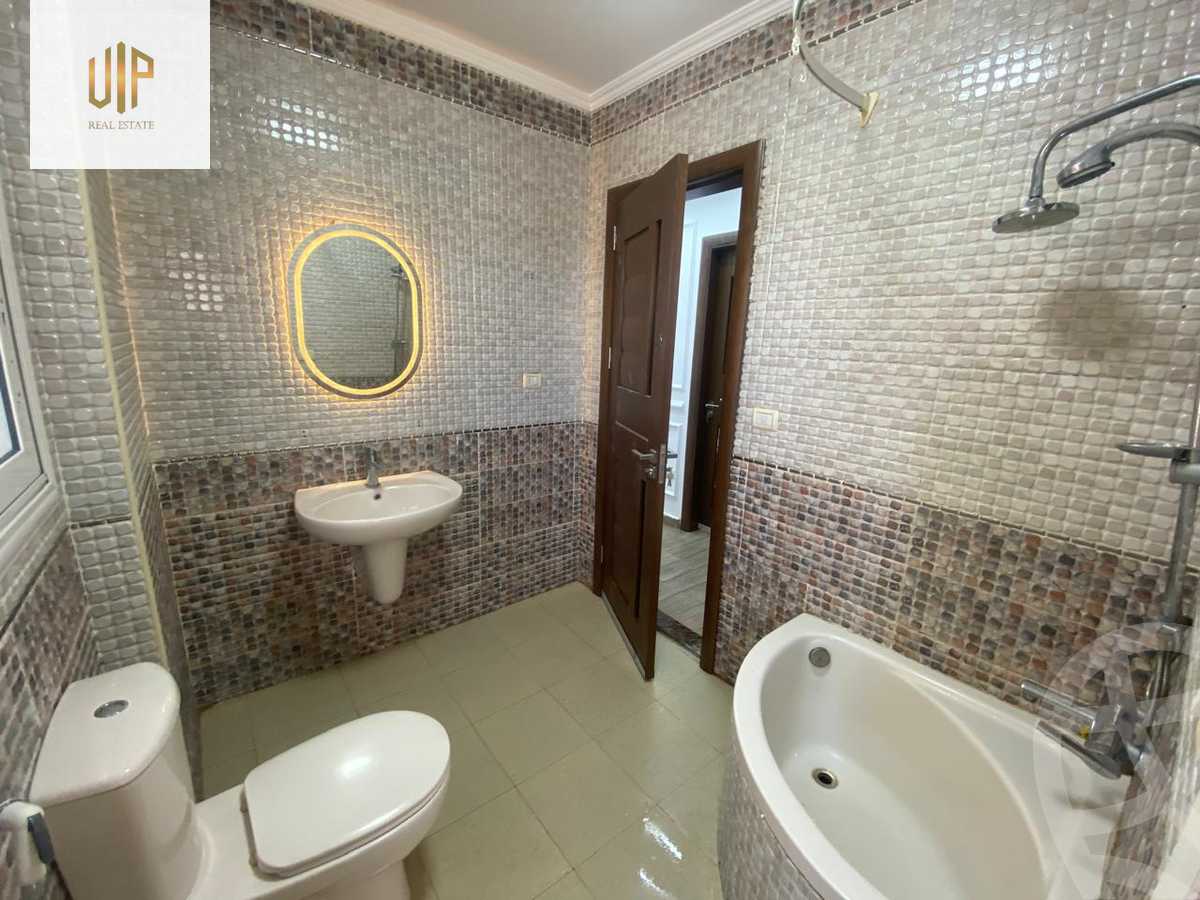 https://aqarmap.com.eg/en/listing/5516173-for-sale-cairo-new-cairo-madinaty-lmntq-lthnyh-fylt-tryq-tl-t-mstf