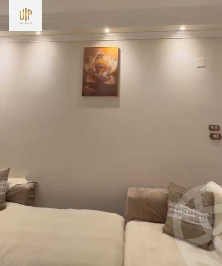 https://aqarmap.com.eg/en/listing/5520688-for-sale-cairo-new-cairo-compounds-el-ashrafia