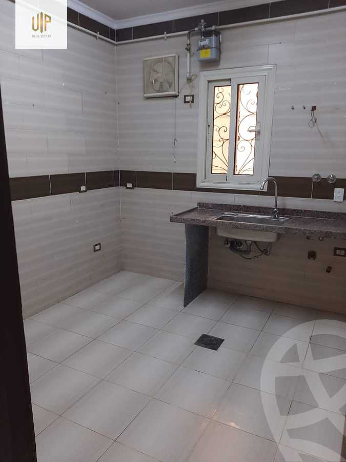 https://aqarmap.com.eg/en/listing/5528236-for-sale-cairo-new-cairo-el-ahyaa-first-neighborhood-street-1