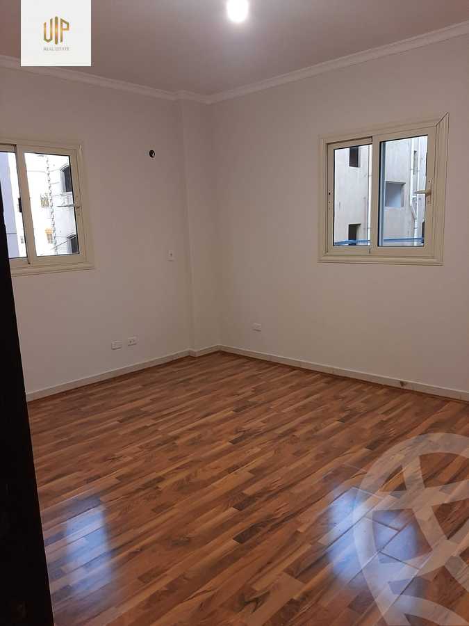 https://aqarmap.com.eg/en/listing/5528236-for-sale-cairo-new-cairo-el-ahyaa-first-neighborhood-street-1