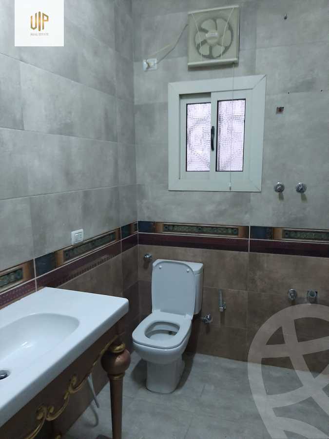 https://aqarmap.com.eg/en/listing/5528236-for-sale-cairo-new-cairo-el-ahyaa-first-neighborhood-street-1