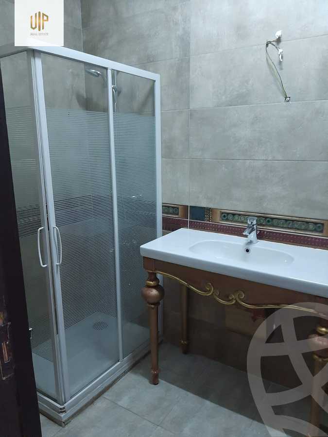 https://aqarmap.com.eg/en/listing/5528236-for-sale-cairo-new-cairo-el-ahyaa-first-neighborhood-street-1