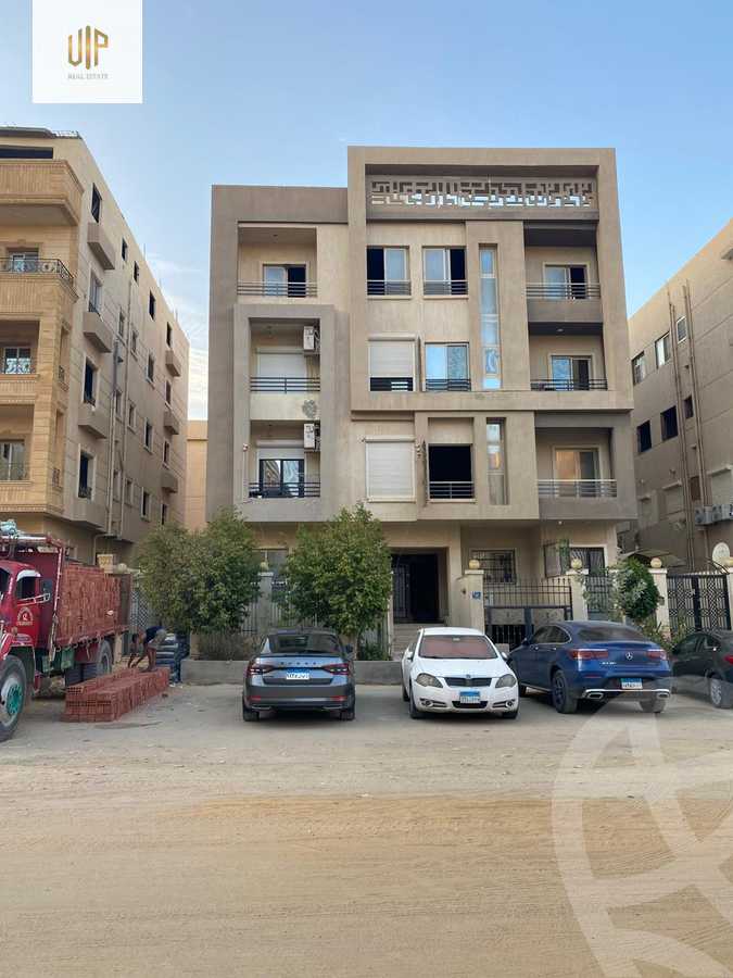 https://aqarmap.com.eg/ar/listing/5536314-for-sale-cairo-new-cairo-compounds-mountain-view-2