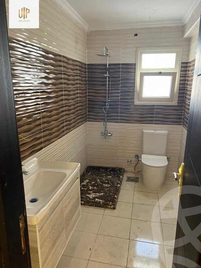 https://aqarmap.com.eg/en/listing/5536620-for-sale-cairo-new-cairo-compounds-el-koronfel-heights