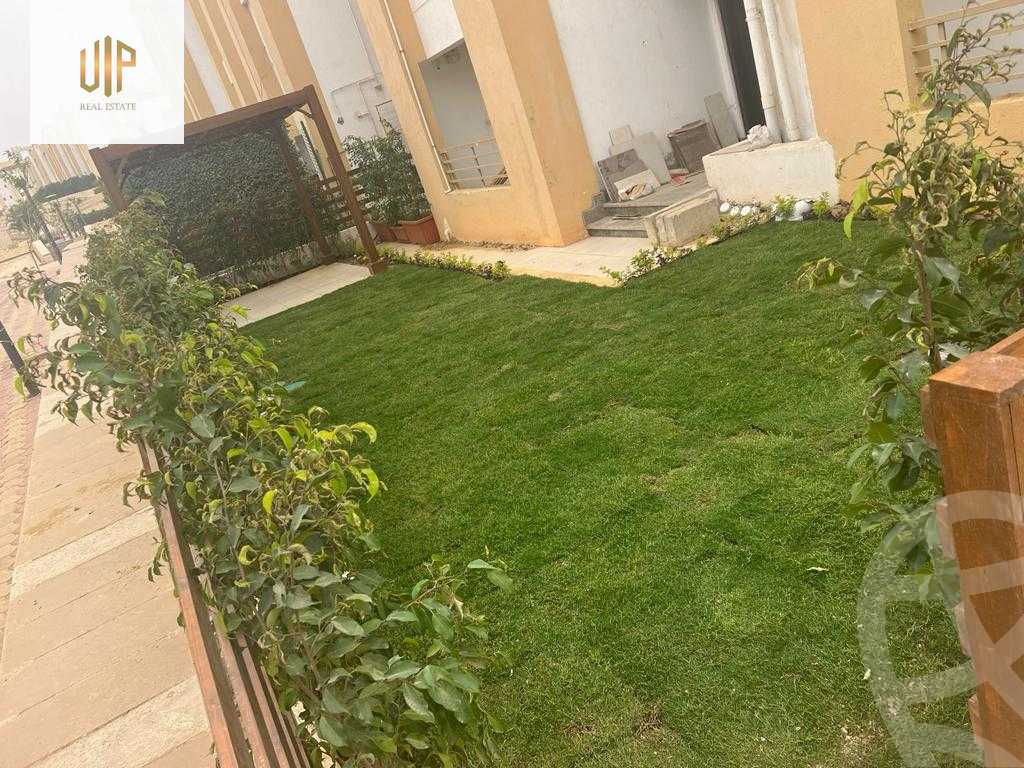 https://aqarmap.com.eg/en/listing/5536620-for-sale-cairo-new-cairo-compounds-el-koronfel-heights
