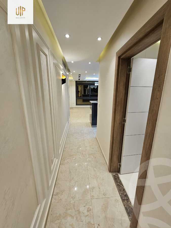 https://aqarmap.com.eg/en/listing/5564484-for-sale-cairo-new-cairo-compounds-azad