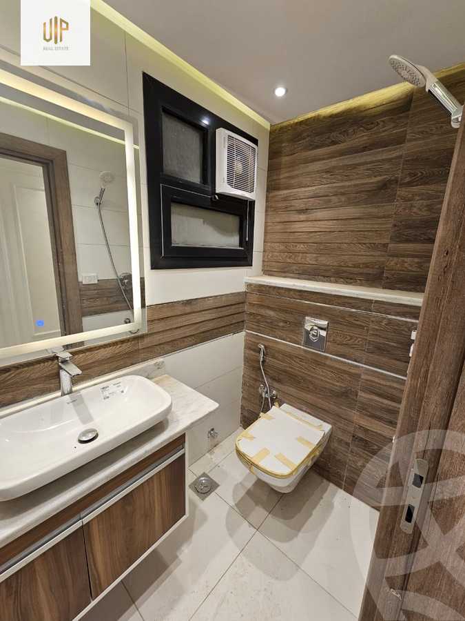 https://aqarmap.com.eg/en/listing/5564484-for-sale-cairo-new-cairo-compounds-azad