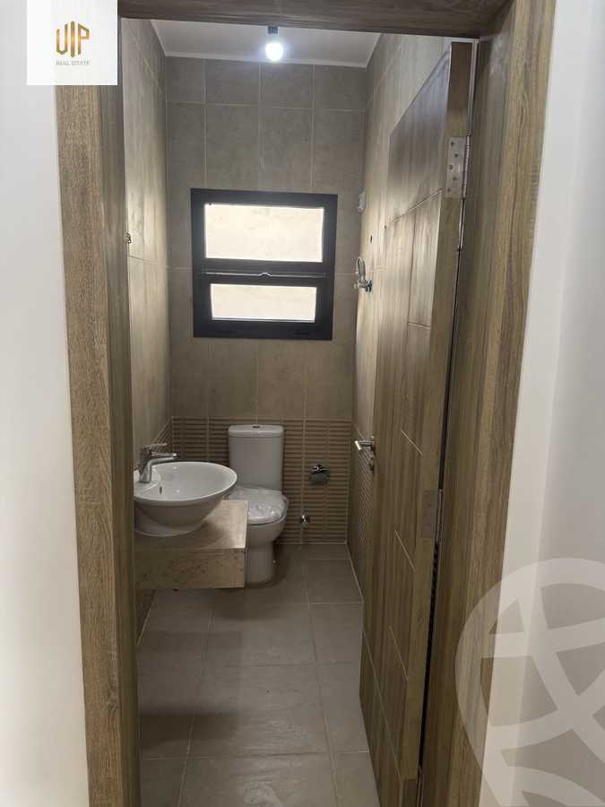 https://aqarmap.com.eg/ar/listing/5564493-for-sale-cairo-new-cairo-compounds-fifth-square