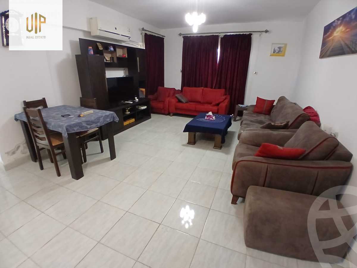 https://aqarmap.com.eg/en/listing/5593946-for-sale-cairo-new-cairo-compounds-el-mostashareen-compound