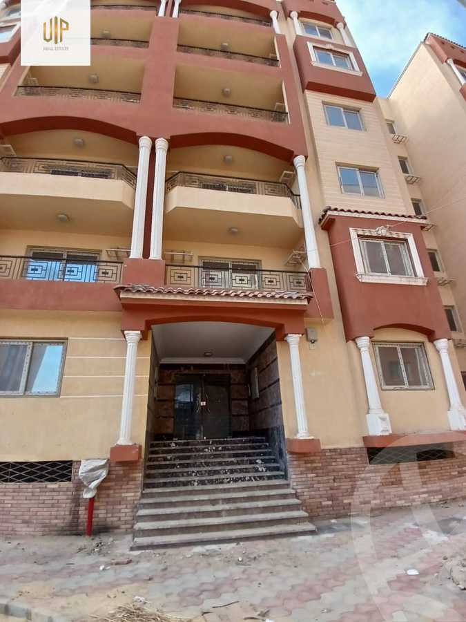 https://aqarmap.com.eg/ar/listing/5619085-for-sale-cairo-new-cairo-compounds-life-garden