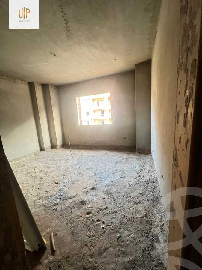 https://aqarmap.com.eg/en/listing/5622889-for-sale-cairo-new-cairo-compounds-loaloat-new-cairo