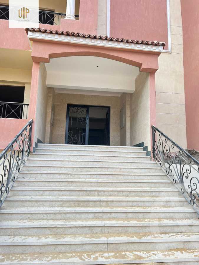 https://aqarmap.com.eg/en/listing/5622889-for-sale-cairo-new-cairo-compounds-loaloat-new-cairo