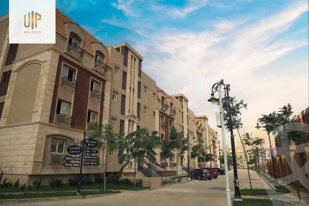 https://aqarmap.com.eg/en/listing/5623166-for-sale-cairo-new-cairo-compounds-rock-vera