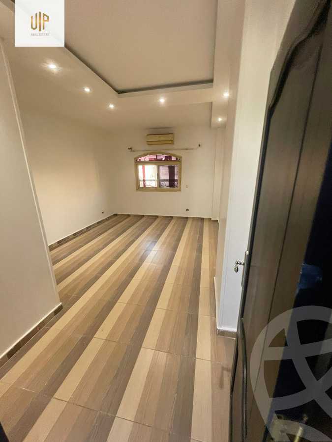 https://aqarmap.com.eg/en/listing/5643135-for-sale-cairo-new-cairo-ganob-el-akadamiya-south-academy-a-al-mekdad-ibn-omar-street