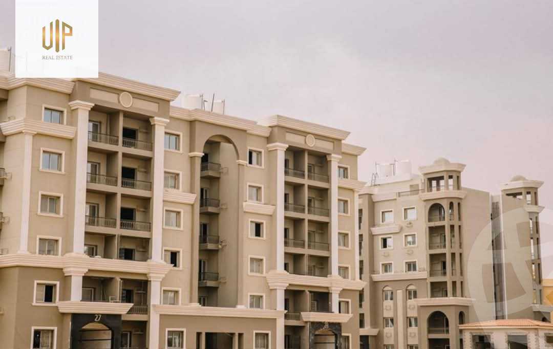 https://aqarmap.com.eg/en/listing/5643406-for-sale-cairo-new-cairo-compounds-town-residence