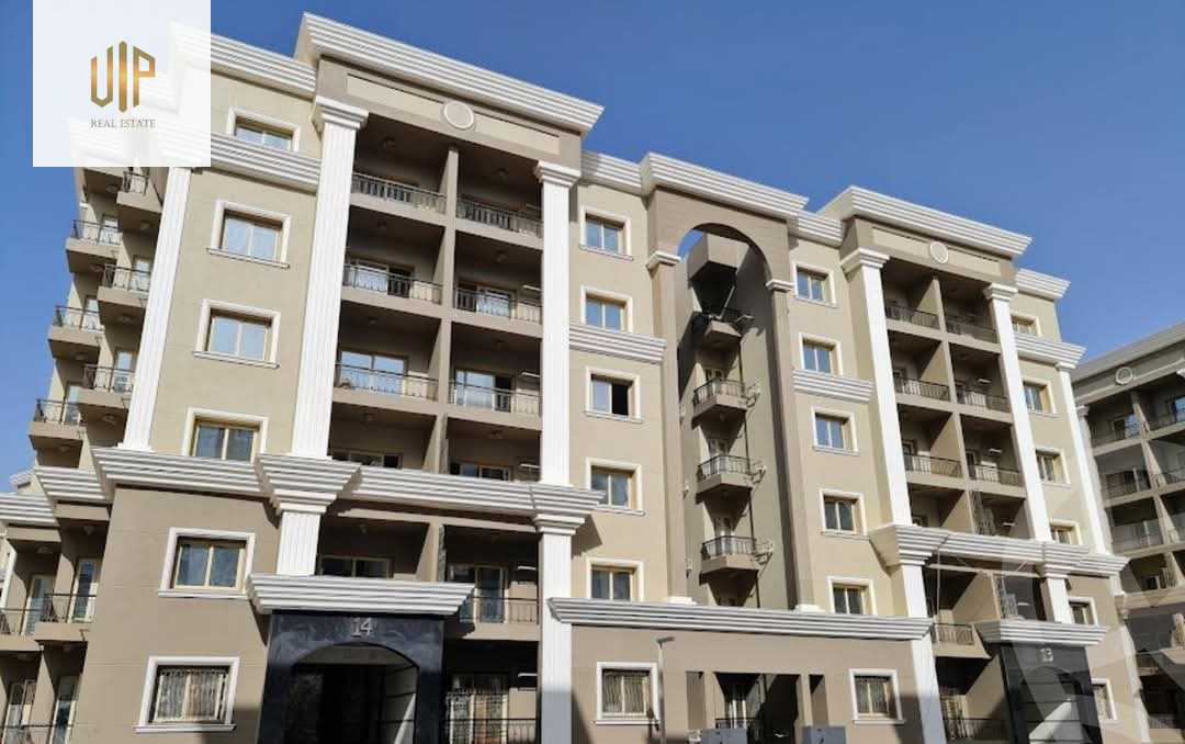 https://aqarmap.com.eg/en/listing/5643406-for-sale-cairo-new-cairo-compounds-town-residence