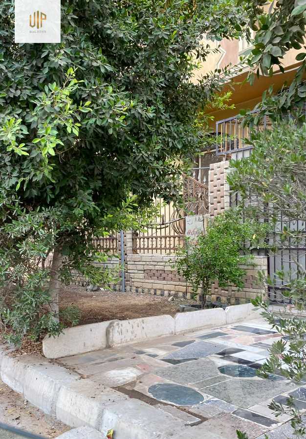 https://aqarmap.com.eg/en/listing/5684004-for-sale-cairo-new-cairo-first-settlement-neighbourhood-10-el-shaheed-youssef-nasr-el-deen-st