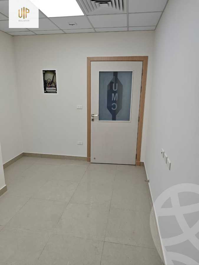 https://aqarmap.com.eg/ar/listing/5684278-for-sale-cairo-new-cairo-compounds-united-medical-center-–-umc