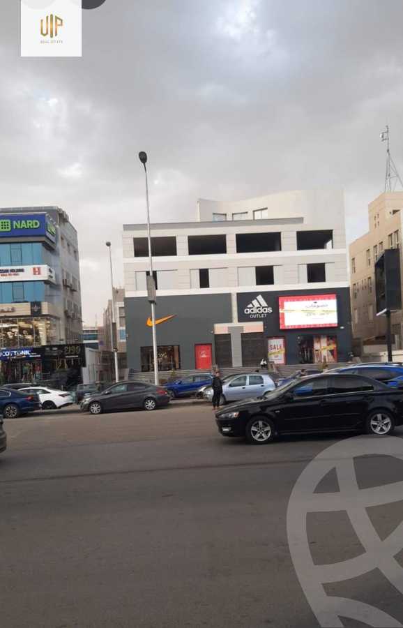 https://aqarmap.com.eg/en/listing/5723848-for-sale-cairo-new-cairo-90th-street-south-teseen-st