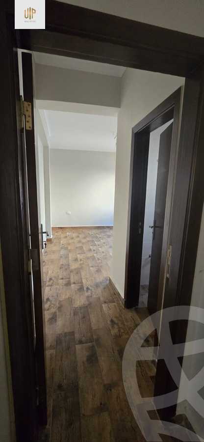 https://aqarmap.com.eg/en/listing/5789008-for-sale-cairo-el-shorouk-compounds-maadi-view