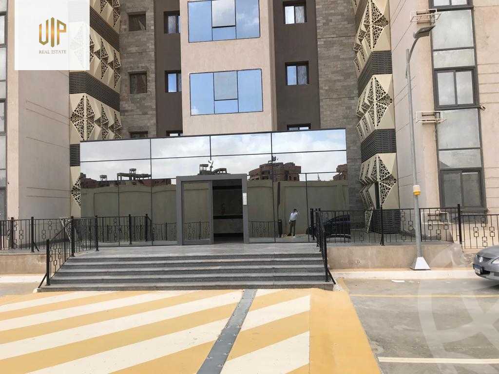 https://aqarmap.com.eg/ar/listing/5794702-for-sale-cairo-new-cairo-compounds-el-deyar-mokhabarat