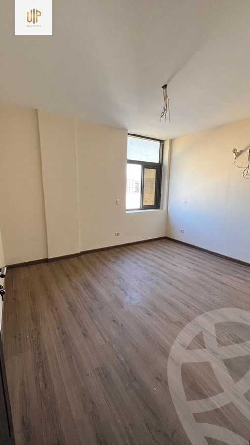 https://aqarmap.com.eg/ar/listing/5794702-for-sale-cairo-new-cairo-compounds-el-deyar-mokhabarat