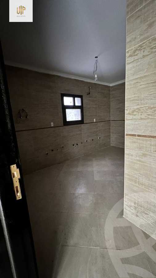 https://aqarmap.com.eg/ar/listing/5794702-for-sale-cairo-new-cairo-compounds-el-deyar-mokhabarat