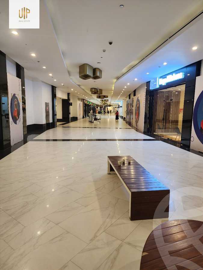 https://aqarmap.com.eg/en/listing/5806109-for-sale-cairo-new-cairo-compounds-park-mall-arab-development